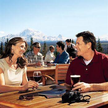 Copper River Princess Wilderness Lodge Copper Center Eksteriør billede